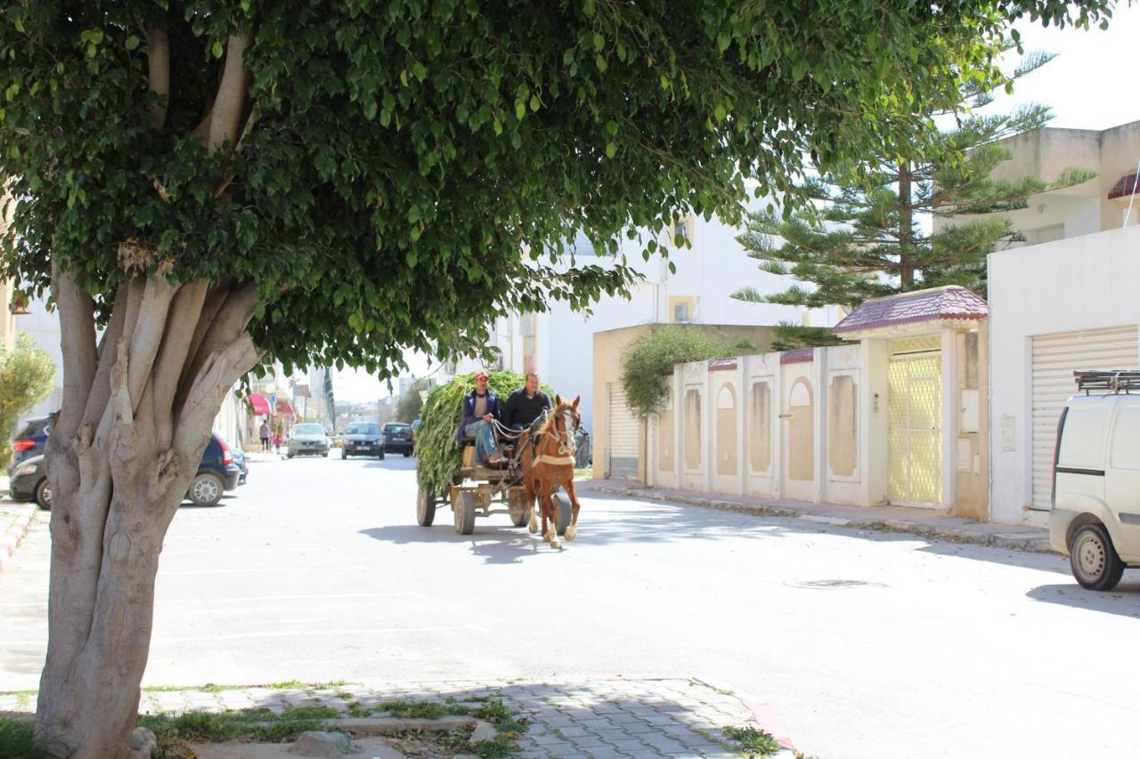 Apartment Tunis 1 Near Airport アリアナ エクステリア 写真